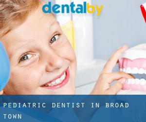 Pediatric Dentist in Broad Town