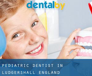 Pediatric Dentist in Ludgershall (England)