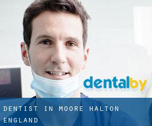 dentist in Moore (Halton, England)